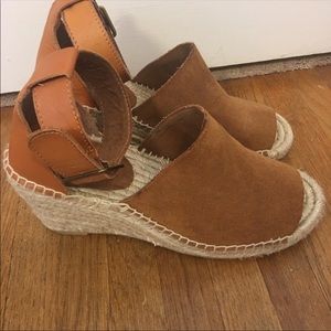 Gap wedges/espadrilles